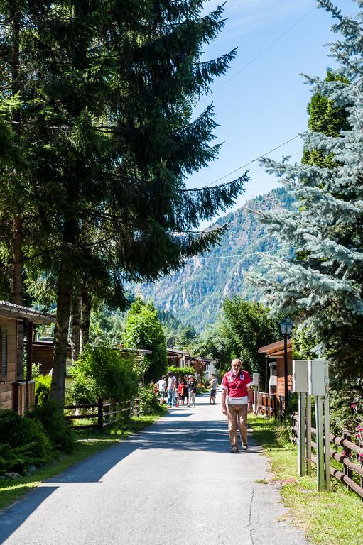 Villaggio Turistico Camping Cervino Antey-Saint-André Eksteriør bilde