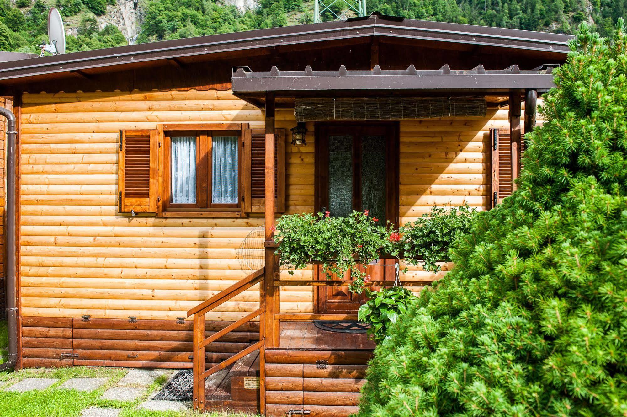 Villaggio Turistico Camping Cervino Antey-Saint-André Eksteriør bilde