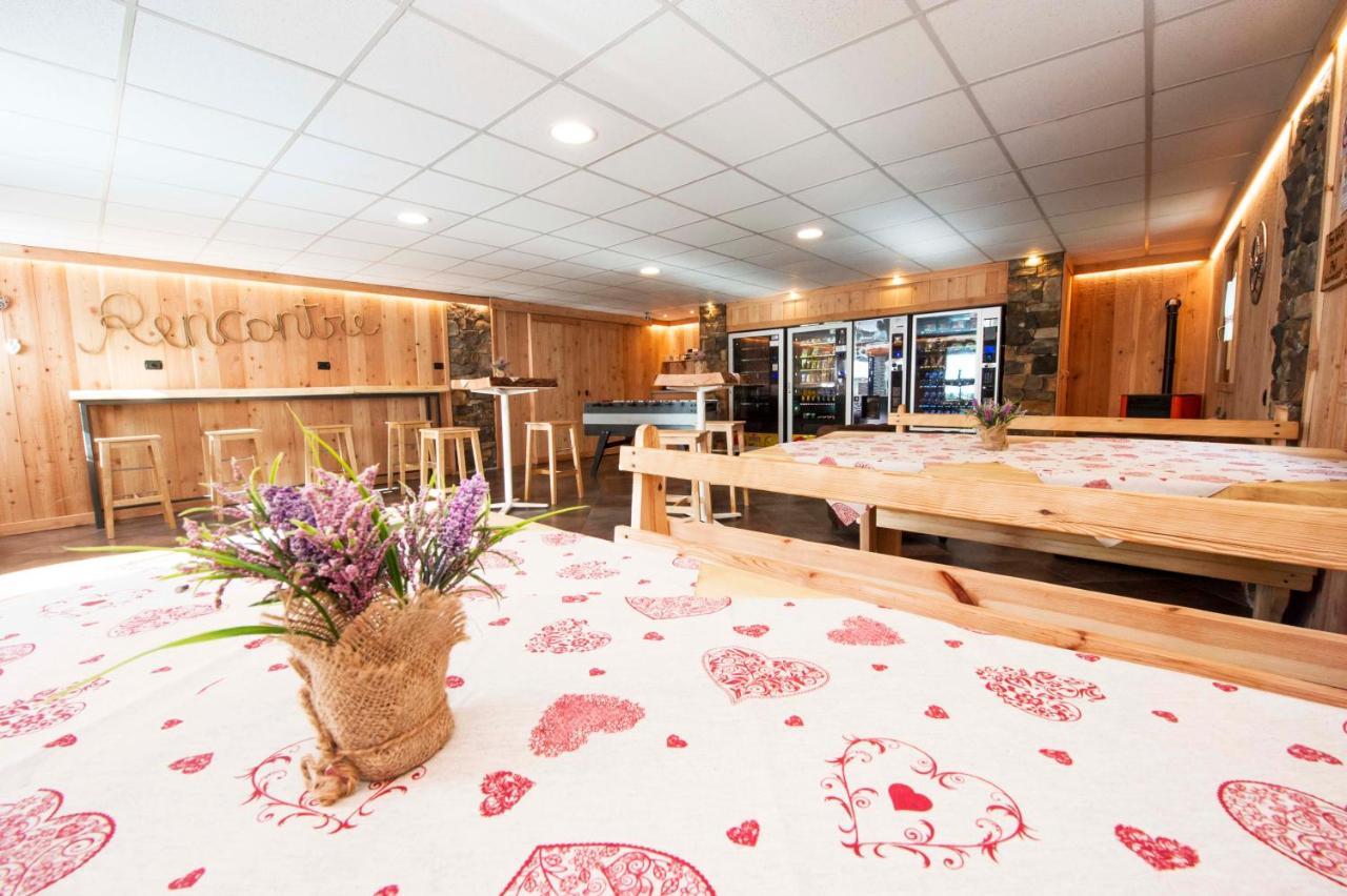 Villaggio Turistico Camping Cervino Antey-Saint-André Eksteriør bilde